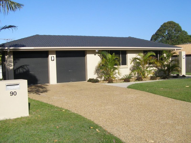90 Sycamore Parade, Victoria Point QLD 4165