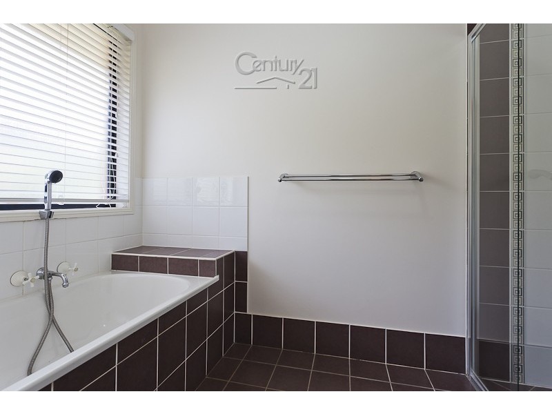 12 Caswell Crescent, Redland Bay QLD 4165