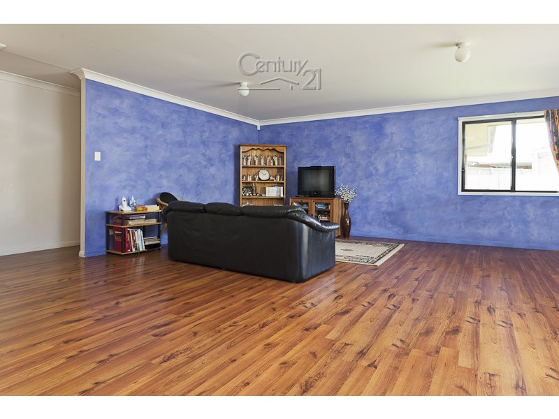 12 Caswell Crescent, Redland Bay QLD 4165