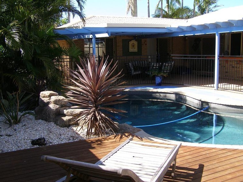 19 Adrian Street, Victoria Point QLD 4165