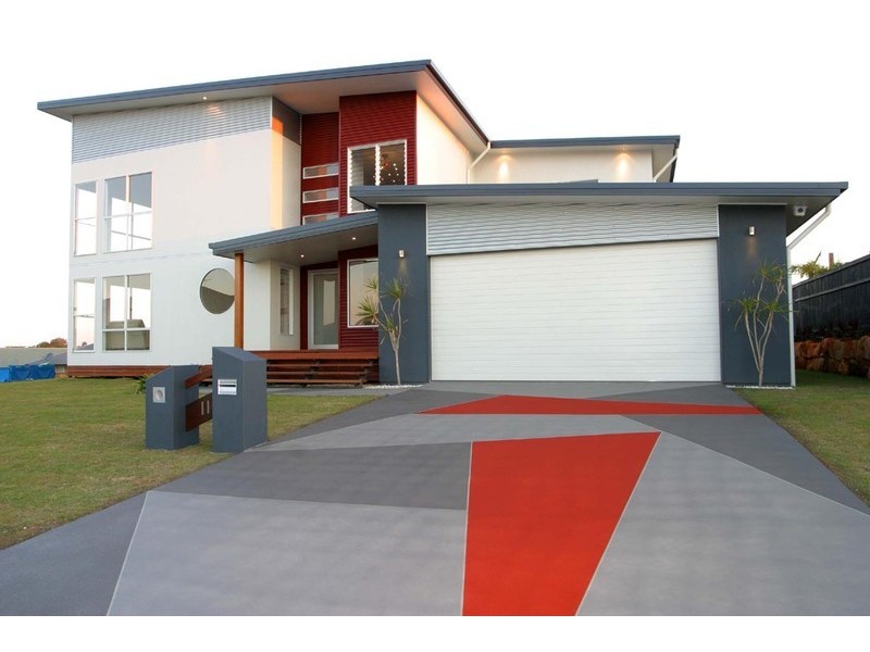 11 Saltwater Place, Redland Bay QLD 4165