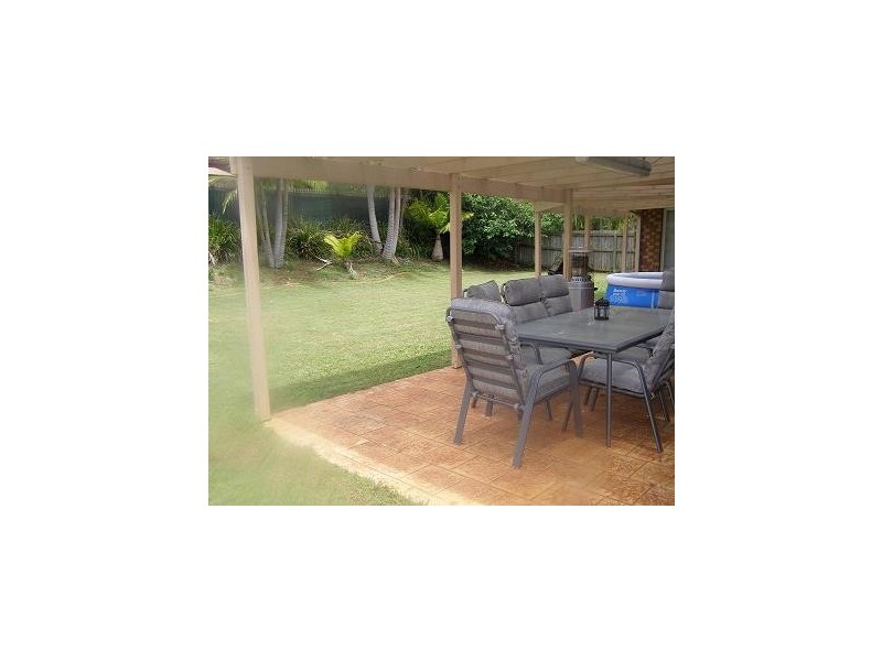 10 Westburn Court, Redland Bay QLD 4165