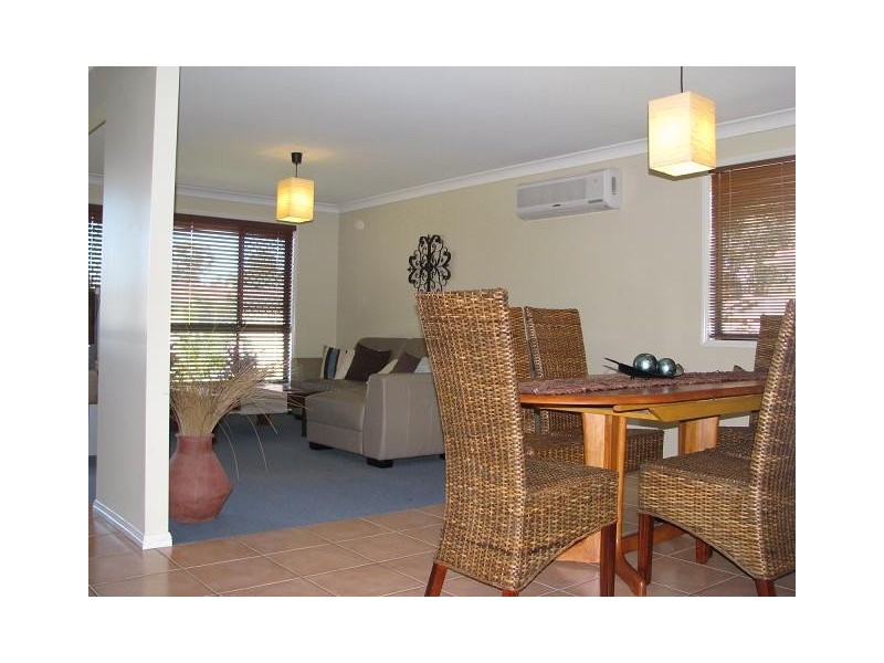 26 Marjorie Buckler, Redland Bay QLD 4165
