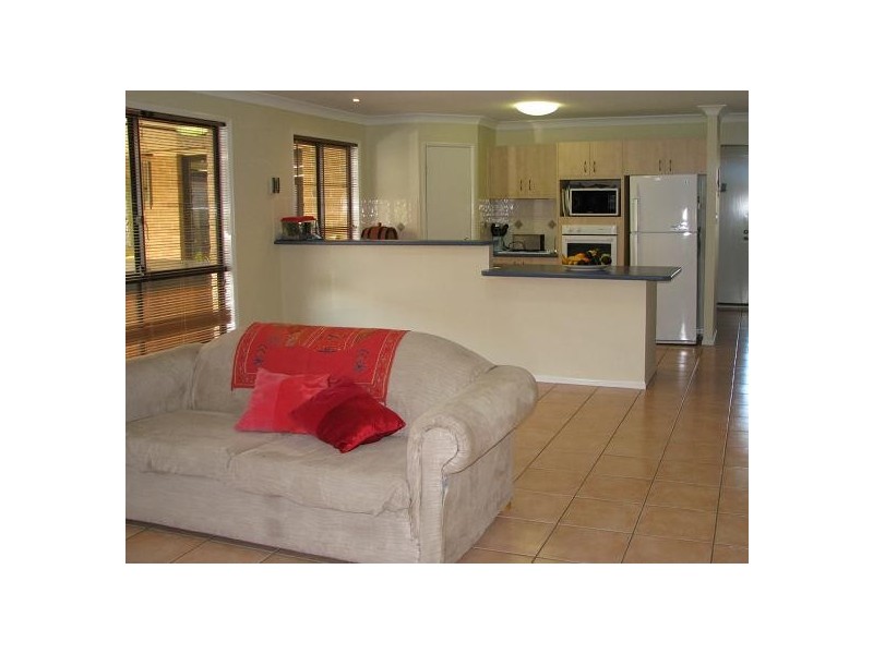 26 Marjorie Buckler, Redland Bay QLD 4165