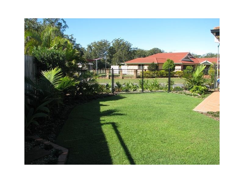 26 Marjorie Buckler, Redland Bay QLD 4165