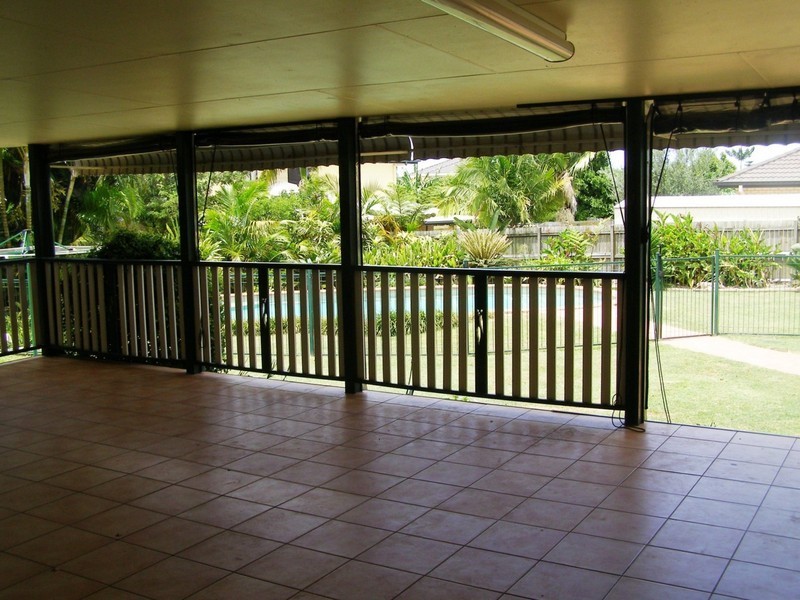 100 Collins Street, Redland Bay QLD 4165