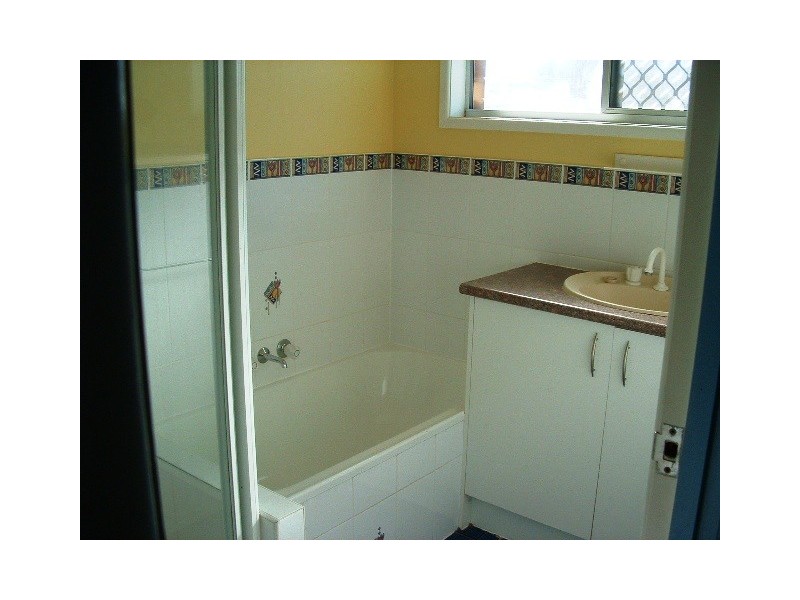 183 Cane Street, Redland Bay QLD 4165