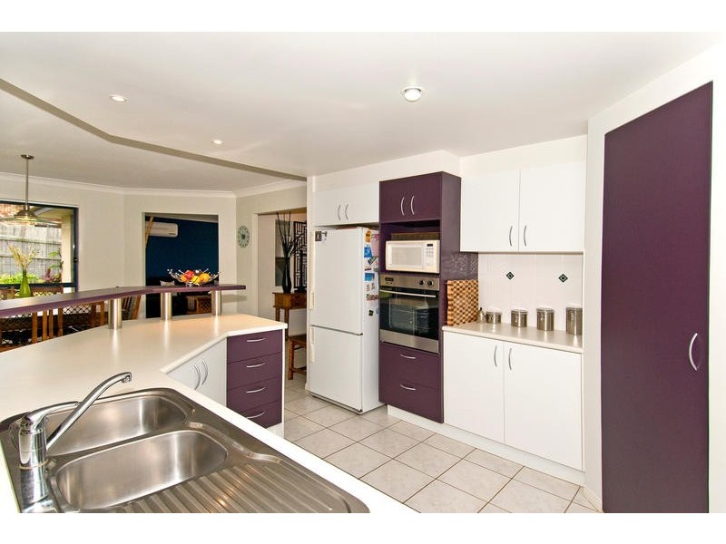 5 Keto Place, Redland Bay QLD 4165