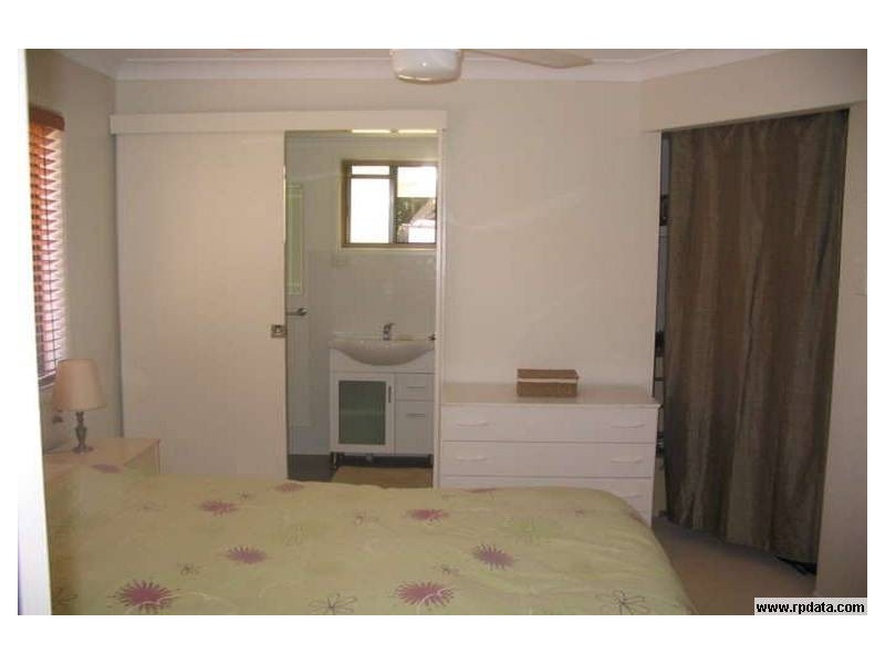 124 Dart Street, Redland Bay QLD 4165