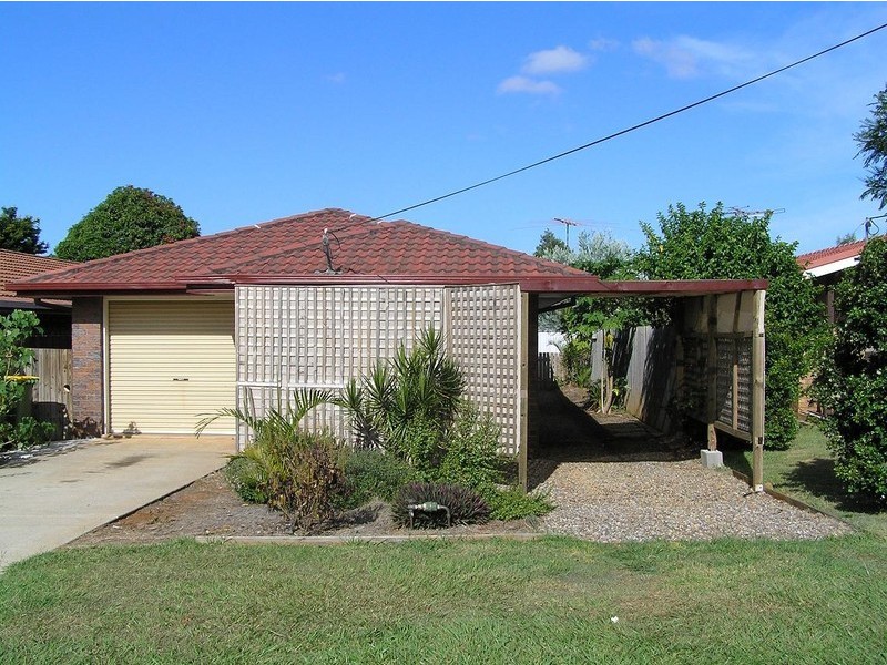 220 Cane Street, Redland Bay QLD 4165