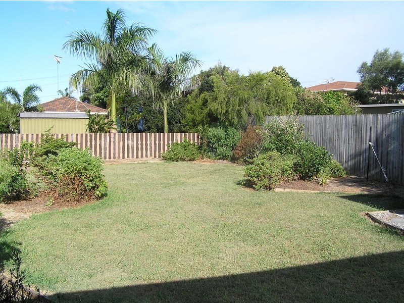 220 Cane Street, Redland Bay QLD 4165