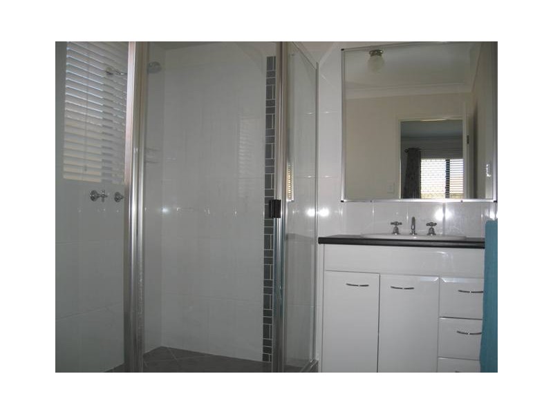 20 Pentecost Place, Redland Bay QLD 4165