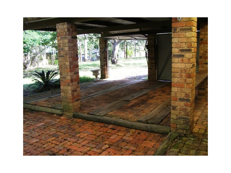 32 Orchard Road, Redland Bay QLD 4165