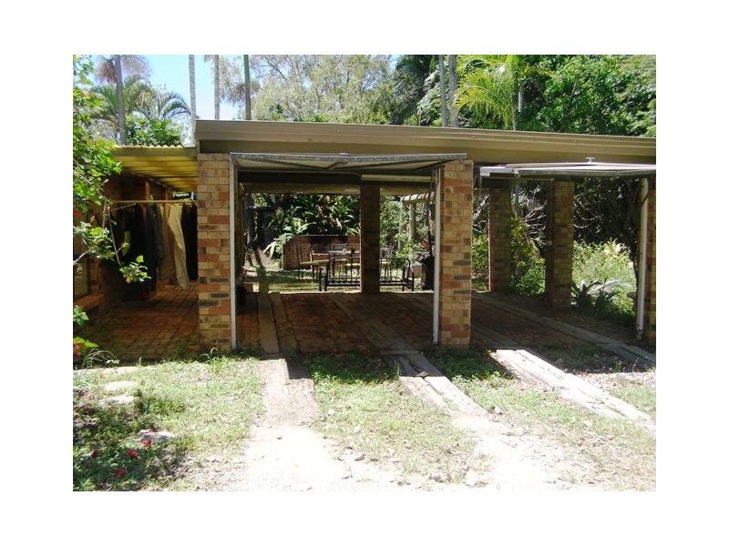 32 Orchard Road, Redland Bay QLD 4165