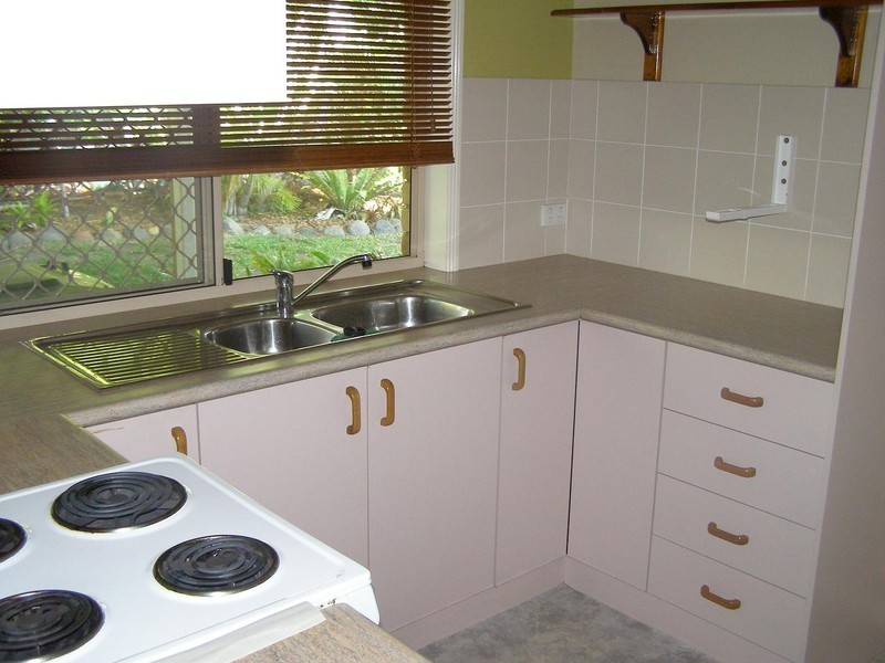 7 Shanahan St, Redland Bay QLD 4165