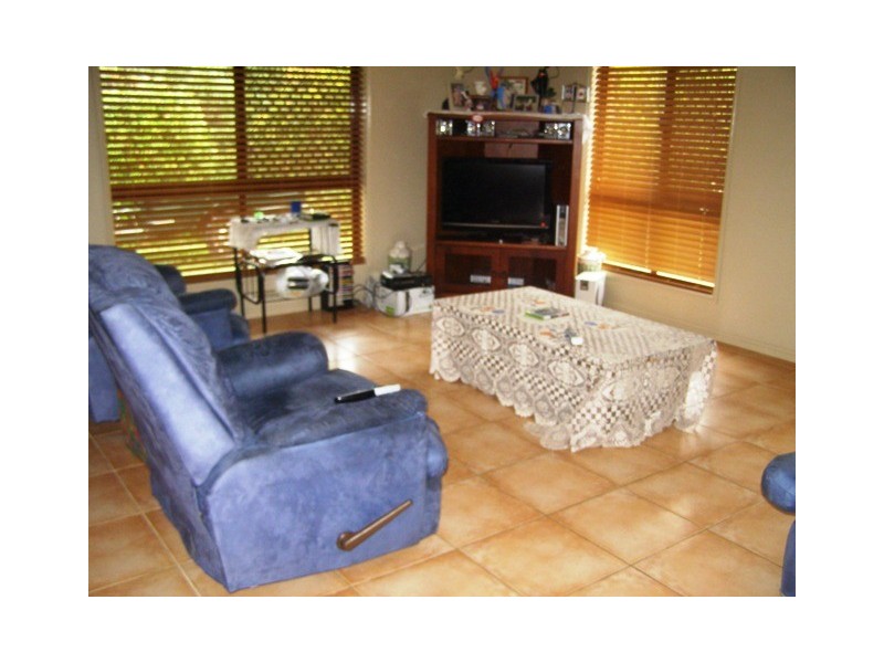 22 Snipe Street, Redland Bay QLD 4165