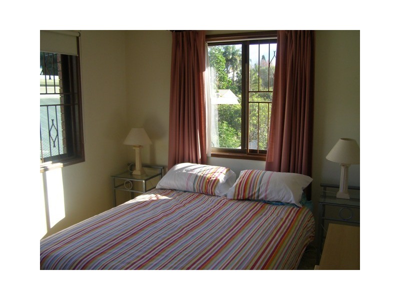 89 Broadwater Terrace, Redland Bay QLD 4165