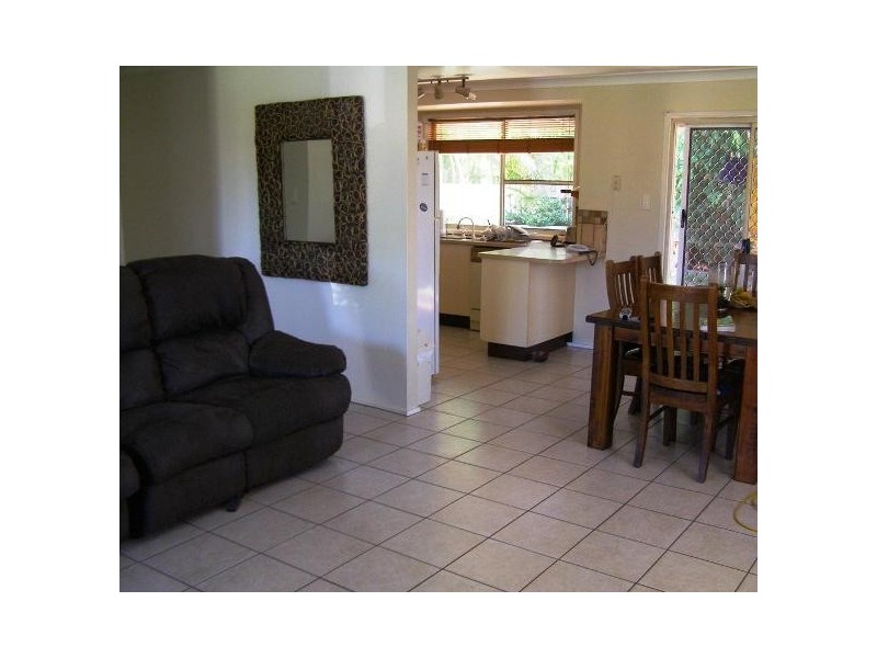 1 Wisteria Court, Victoria Point QLD 4165