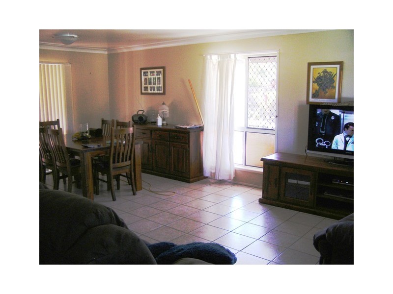 1 Wisteria Court, Victoria Point QLD 4165