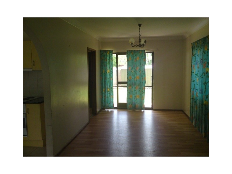 11 Mark Street, Redland Bay QLD 4165