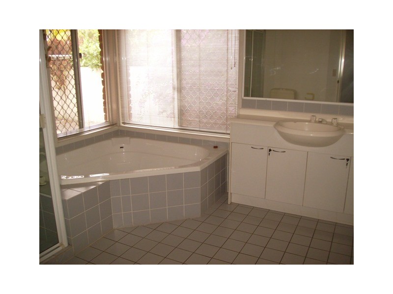 73 Link Road, Victoria Point QLD 4165