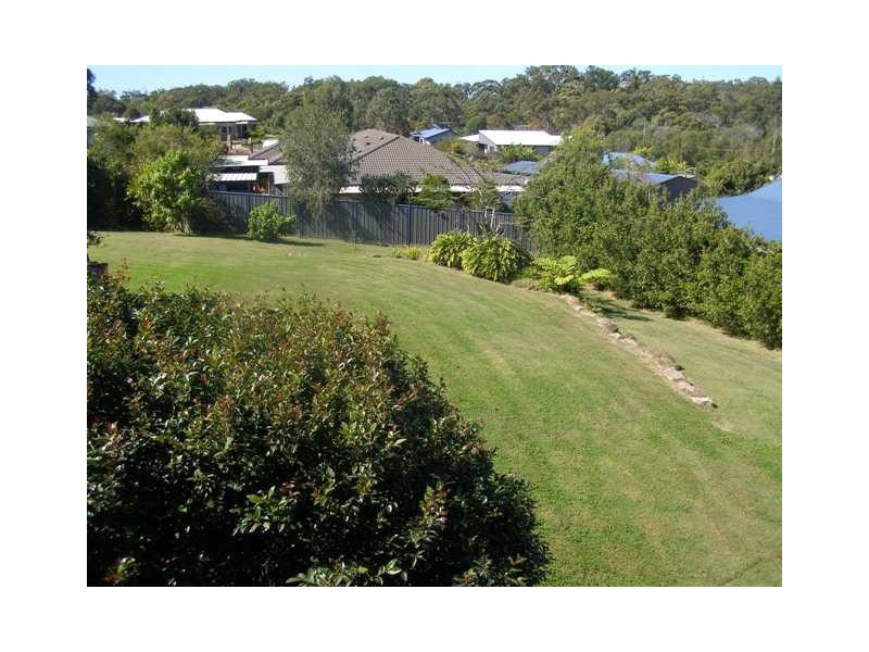 5 Larkspur Street, Redland Bay QLD 4165