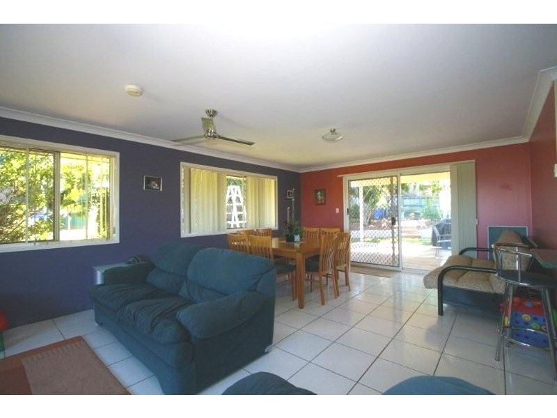 4  Sambit Street, Tanah Merah QLD 4128