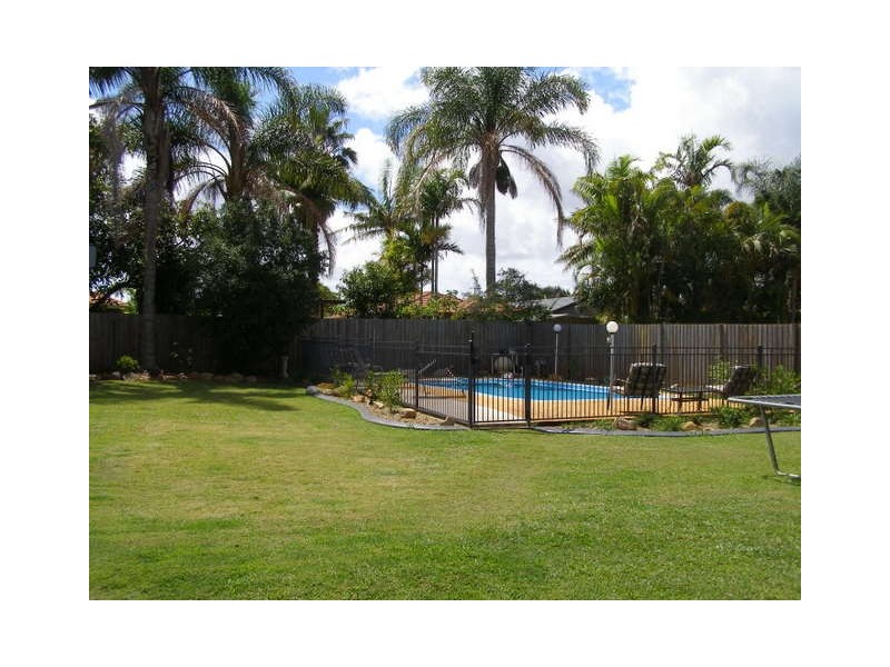 60 Mill Street, Redland Bay QLD 4165
