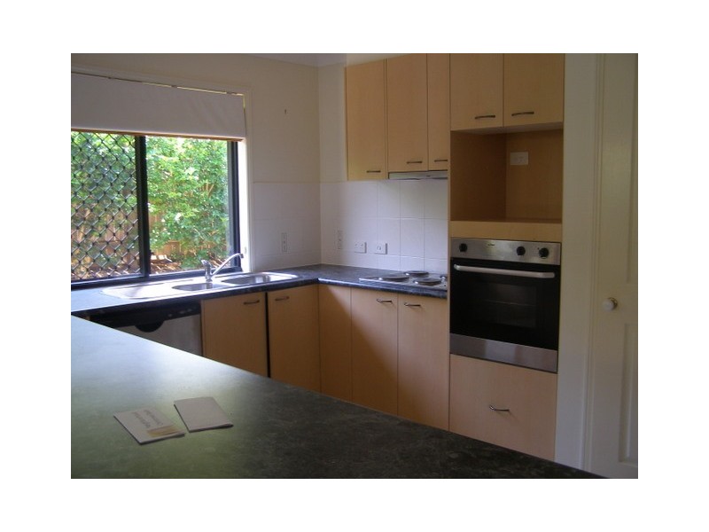 14 Lanyard Place, Redland Bay QLD 4165