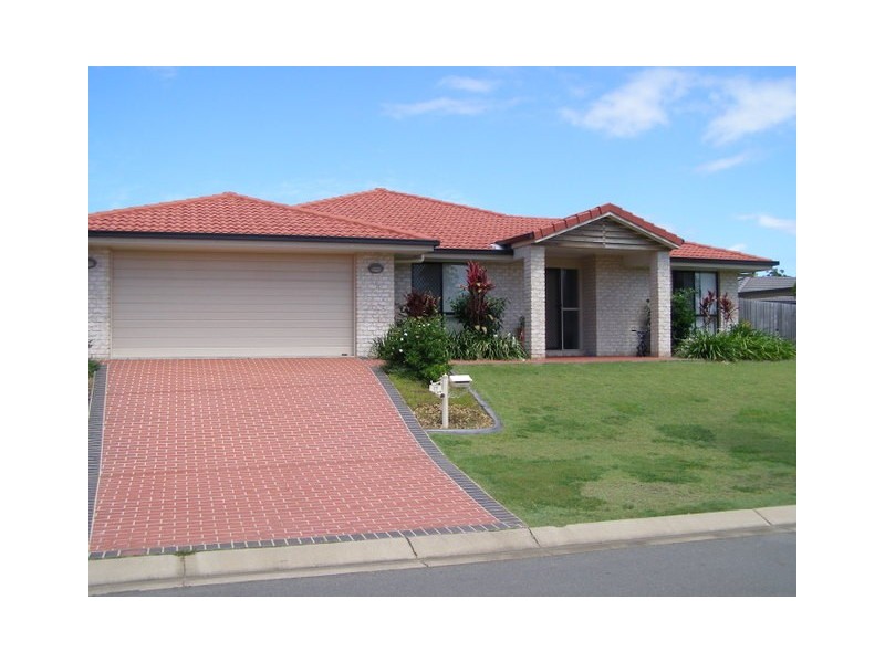 17 Snipe Street, Redland Bay QLD 4165