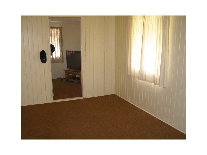 71 Cane Street, Redland Bay QLD 4165