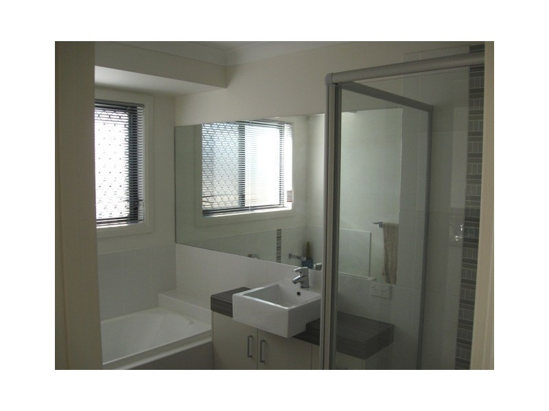 19 Crestlea Street, Victoria Point QLD 4165