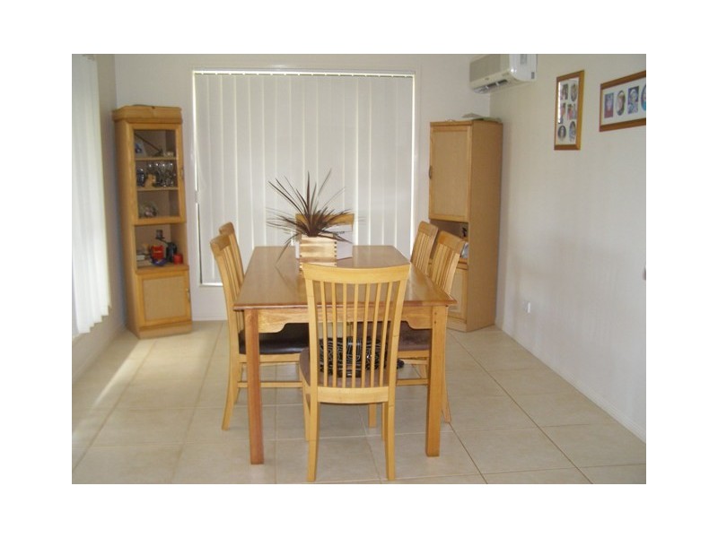 5 Foote Street, Redland Bay QLD 4165