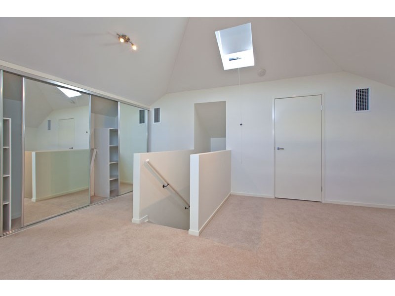 11/62 Island Street, Cleveland QLD 4163