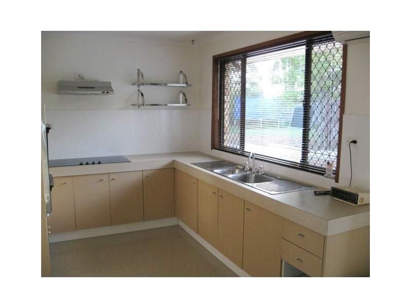 27 Cumberland Drive, Alexandra Hills QLD 4161