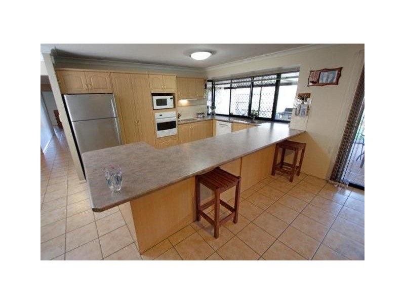16 Kintyre Street, Victoria Point QLD 4165