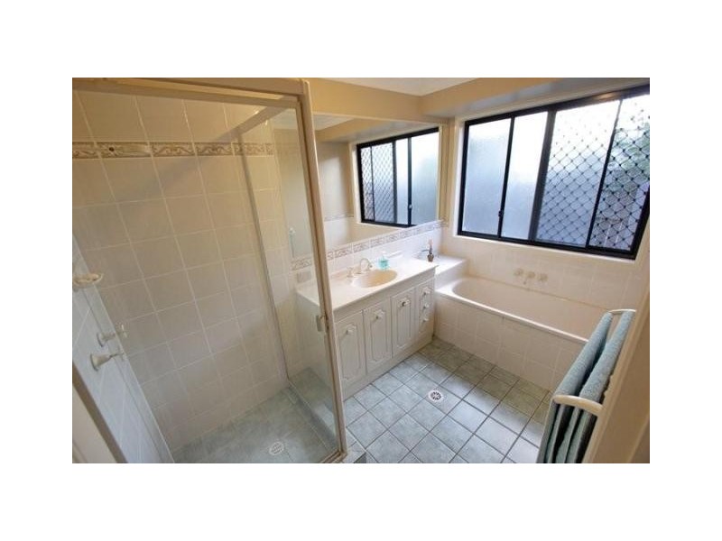 16 Kintyre Street, Victoria Point QLD 4165