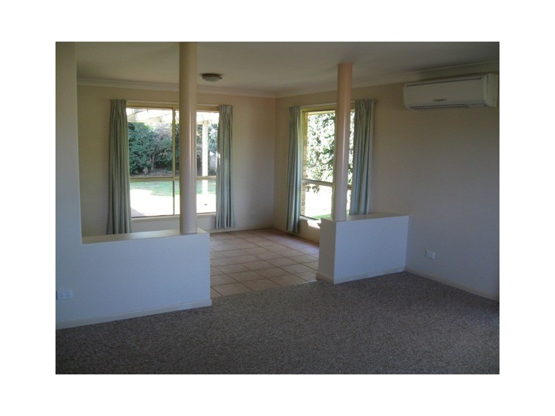 75 Salisbury Street, Redland Bay QLD 4165