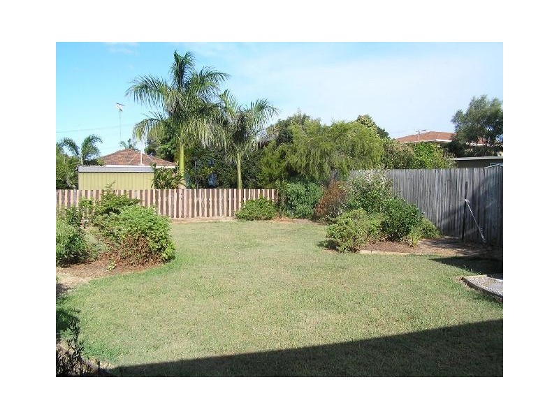 220 Cane Street, Redland Bay QLD 4165