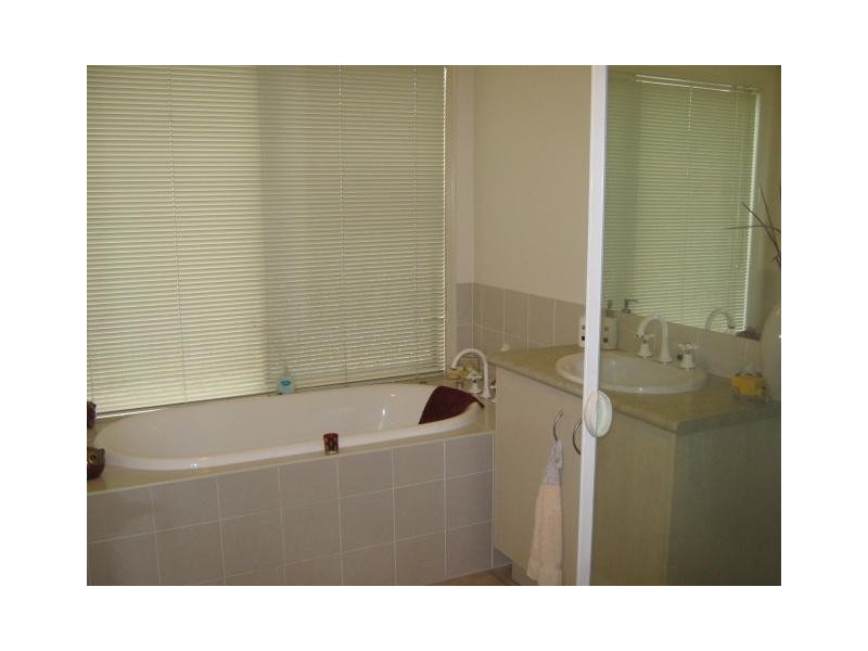 13 Hawkins Place, Thornlands QLD 4164