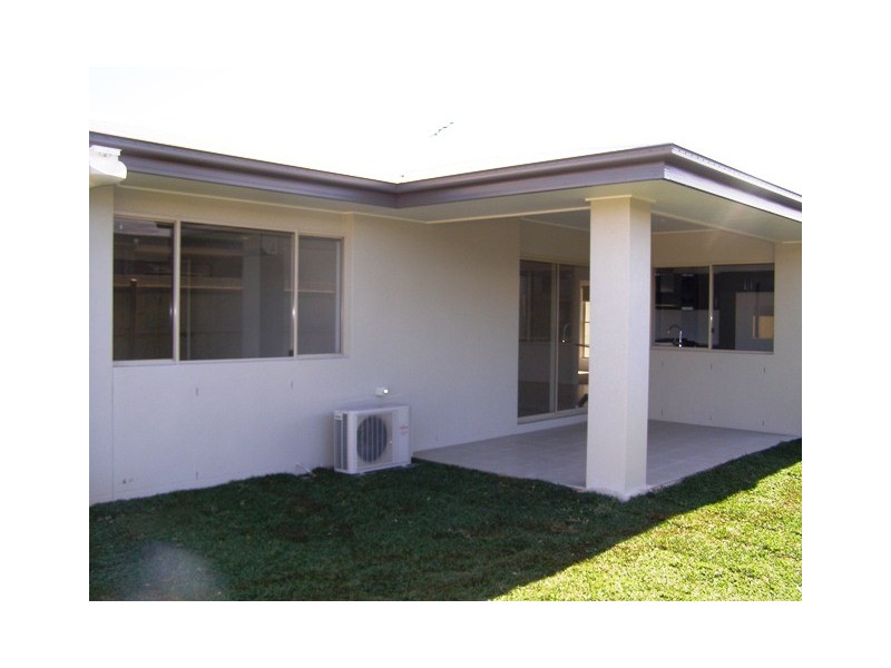 5 Daly Place, Redland Bay QLD 4165