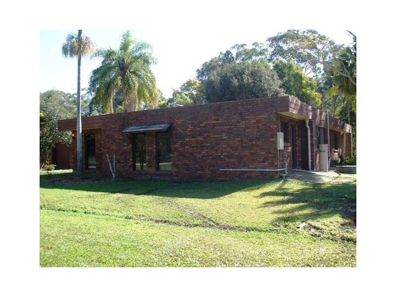 882 German Church Road, Redland Bay QLD 4165