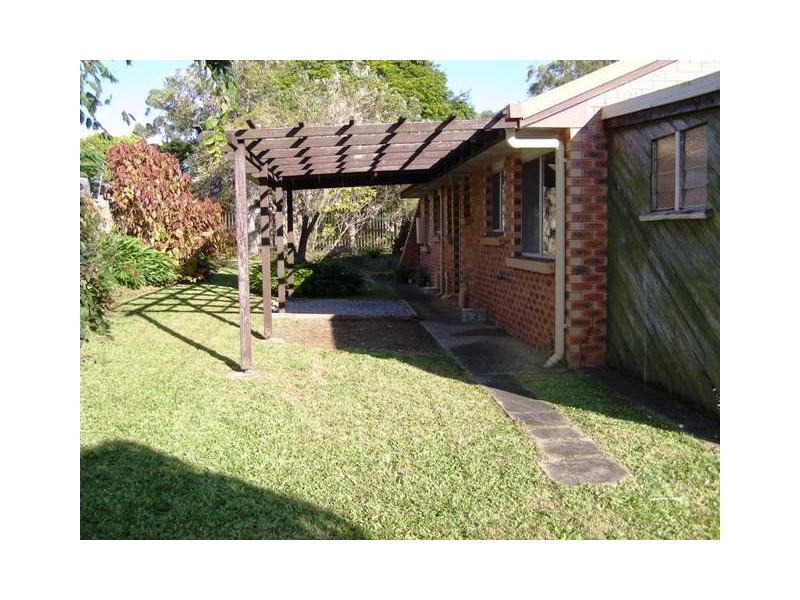 32 Magnolia Parade, Victoria Point QLD 4165