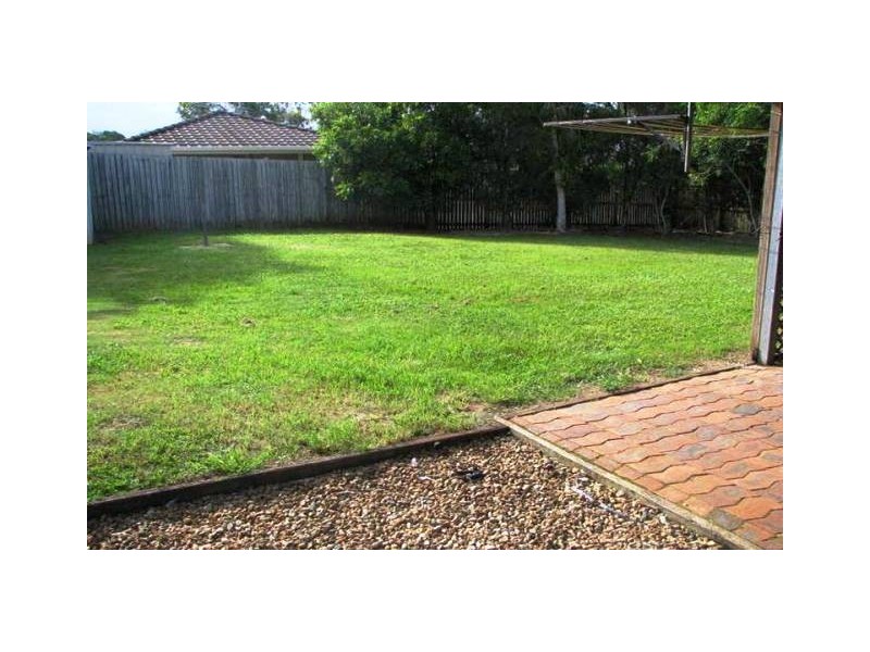 3 Sunningdale Drive, Redland Bay QLD 4165