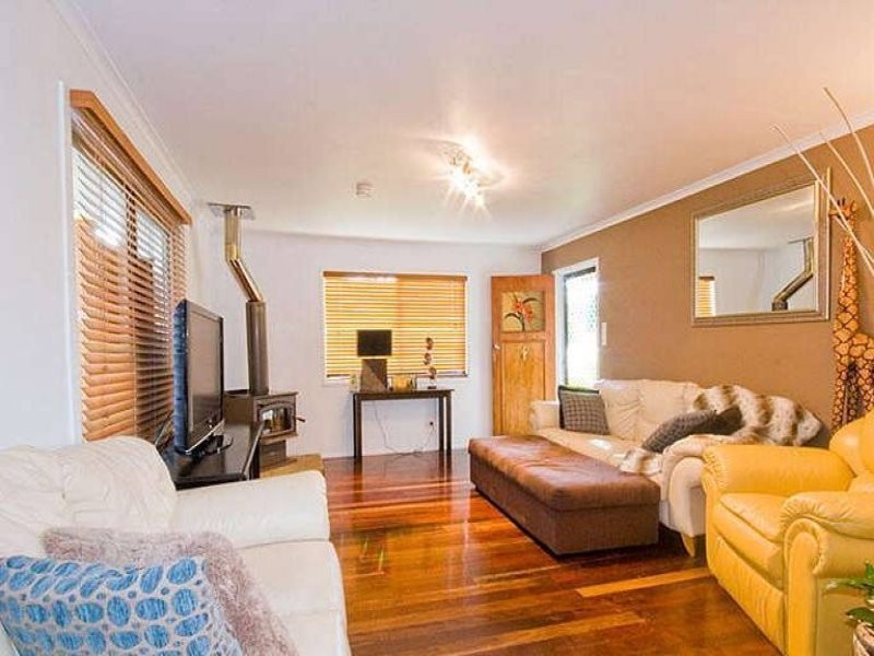 35 Rusbrook Street, Redland Bay QLD 4165