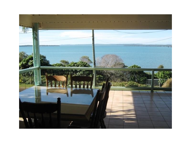 159 Esplanade, Redland Bay QLD 4165