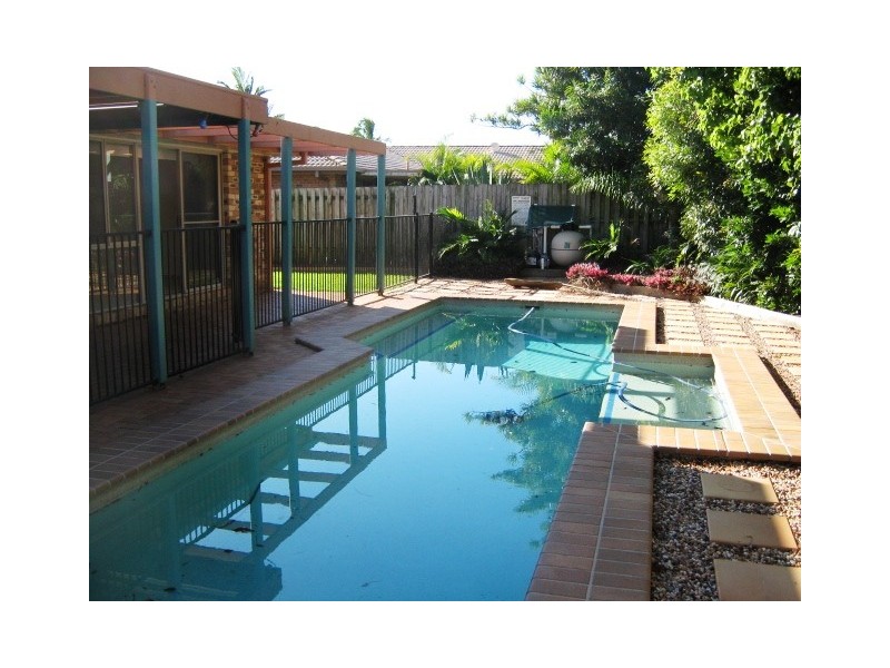 15 Carl Jung Court, Victoria Point QLD 4165