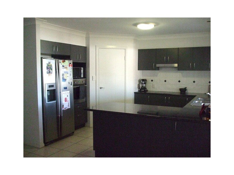 16 Cole Street, Redland Bay QLD 4165