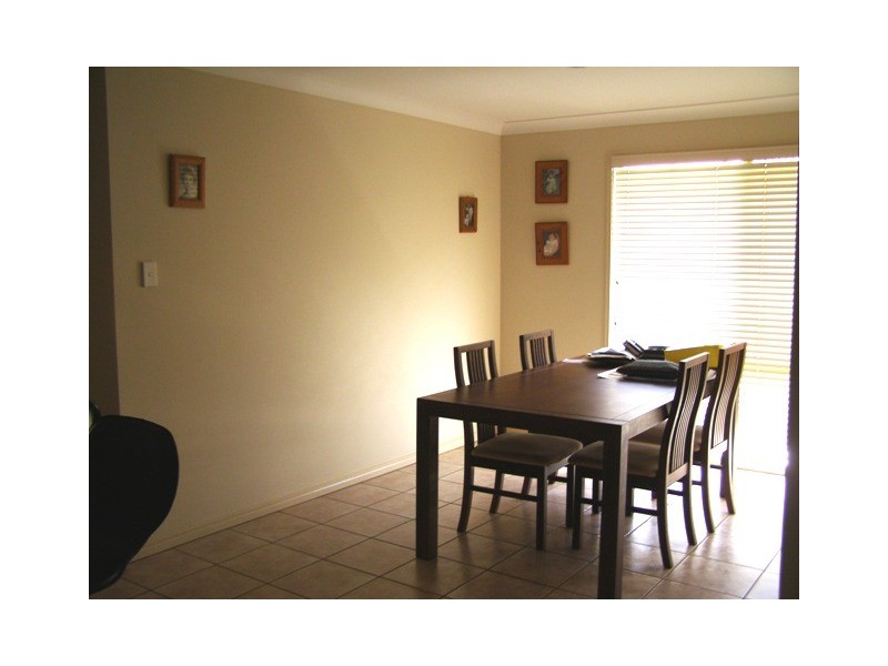 25 Kimbolton Drive, Redland Bay QLD 4165