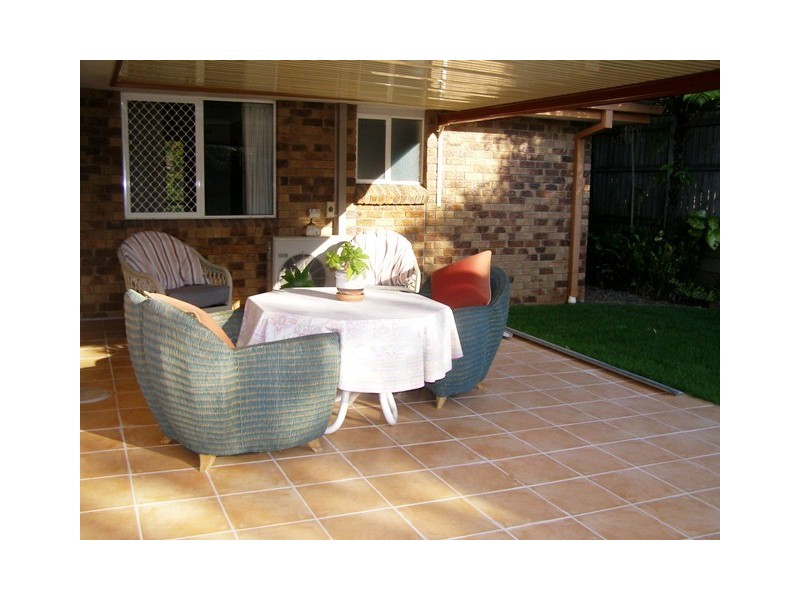 1 Gleneagles Ct, Redland Bay QLD 4165
